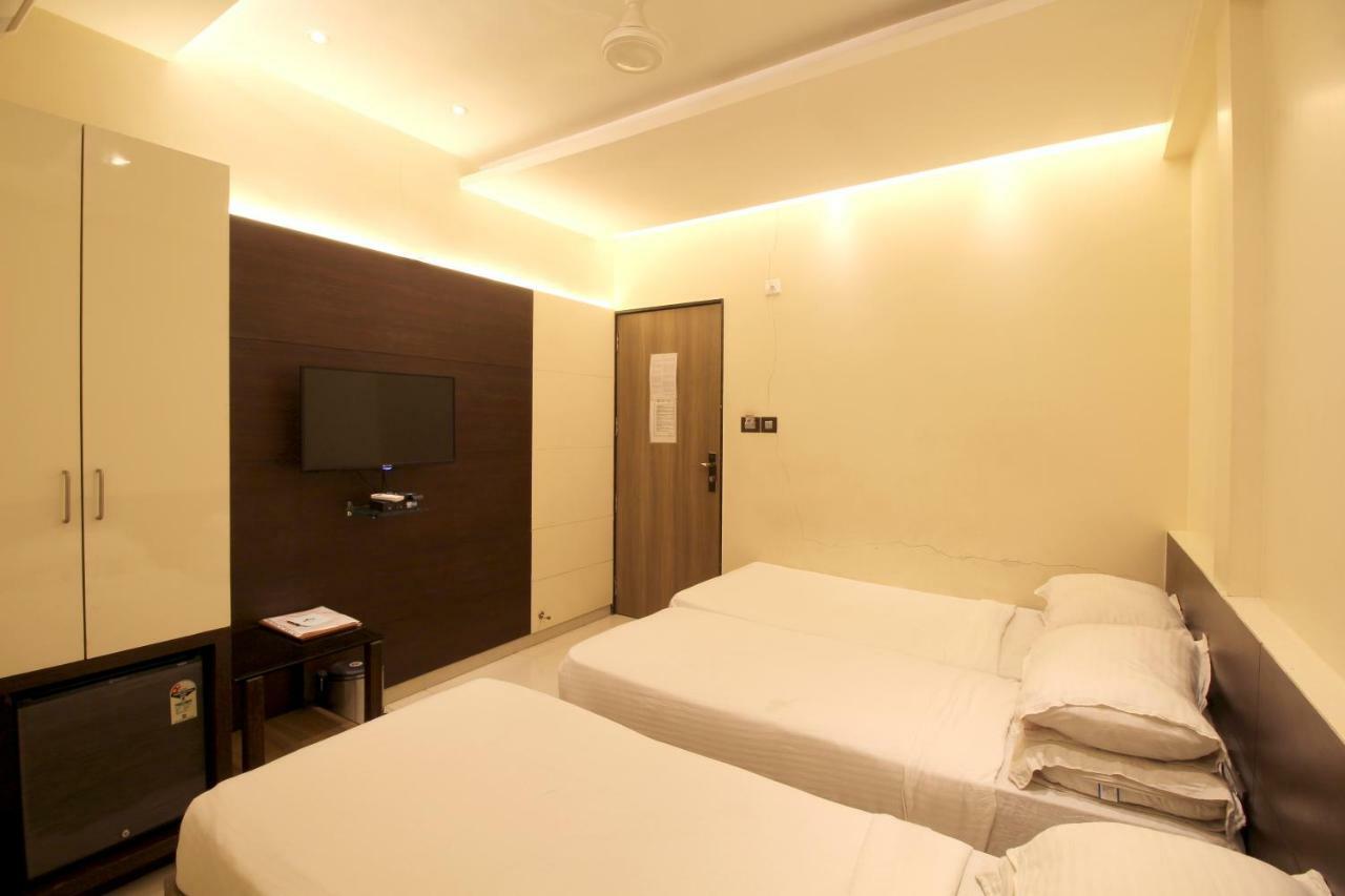 Hotel Shivam Пуне Екстер'єр фото