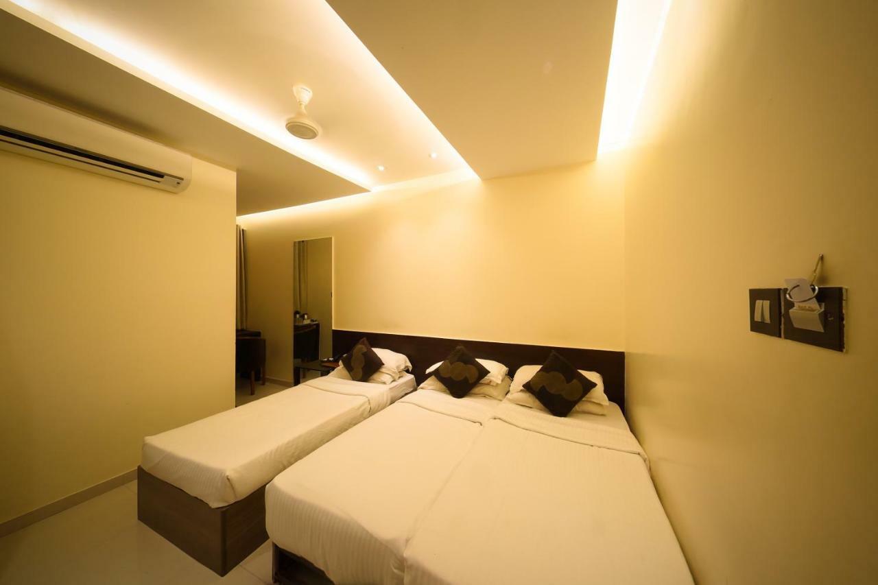 Hotel Shivam Пуне Екстер'єр фото