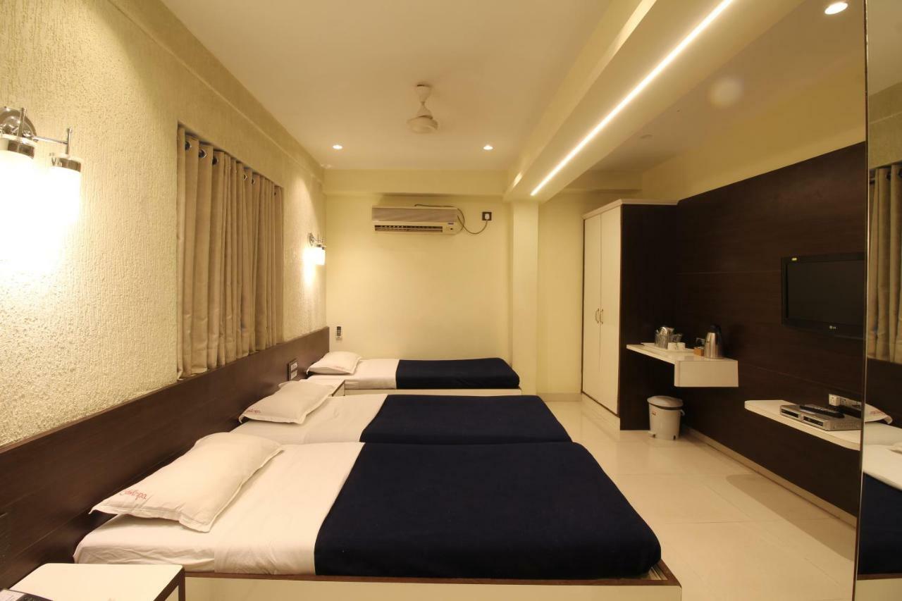 Hotel Shivam Пуне Екстер'єр фото