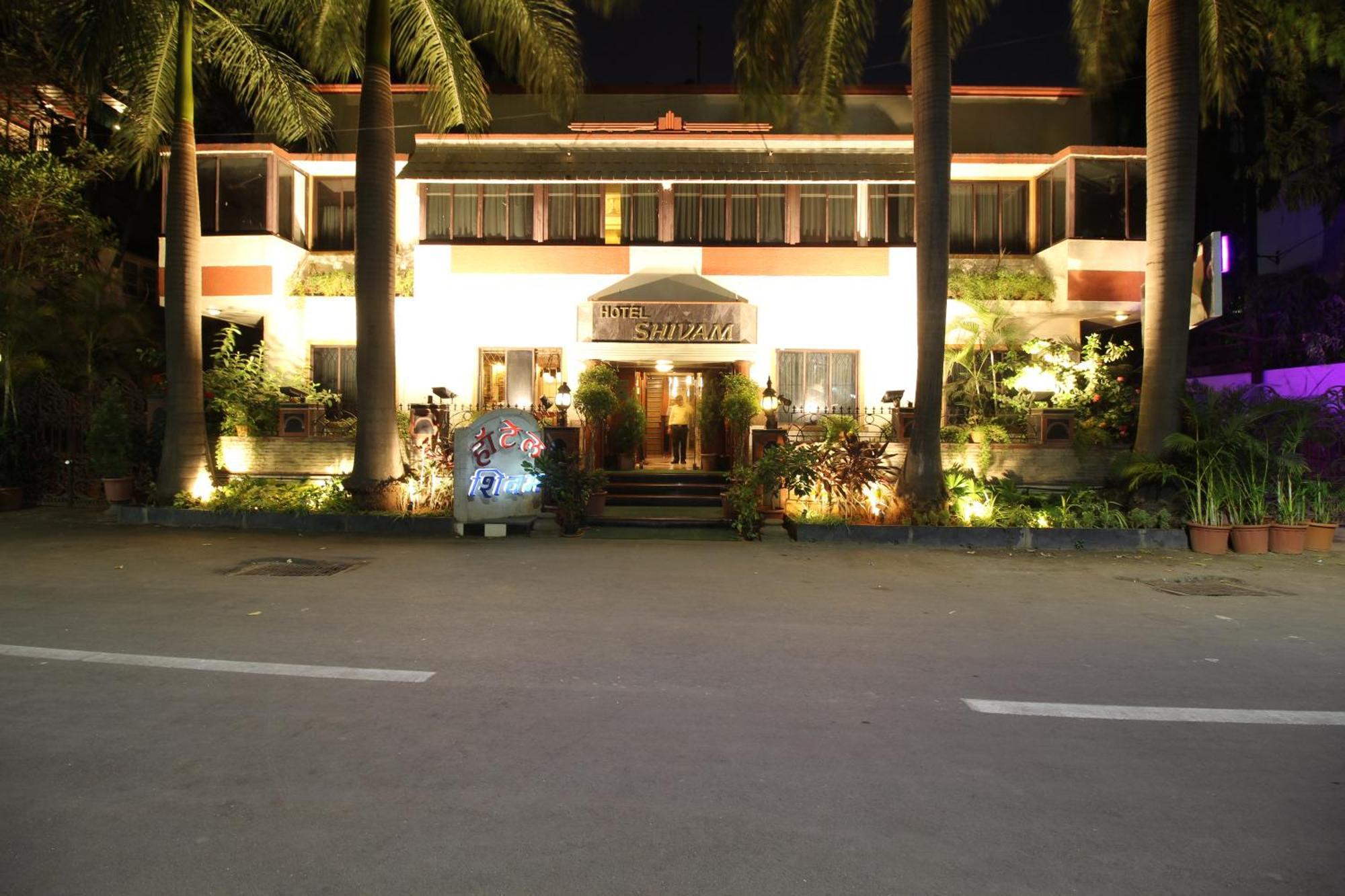 Hotel Shivam Пуне Екстер'єр фото
