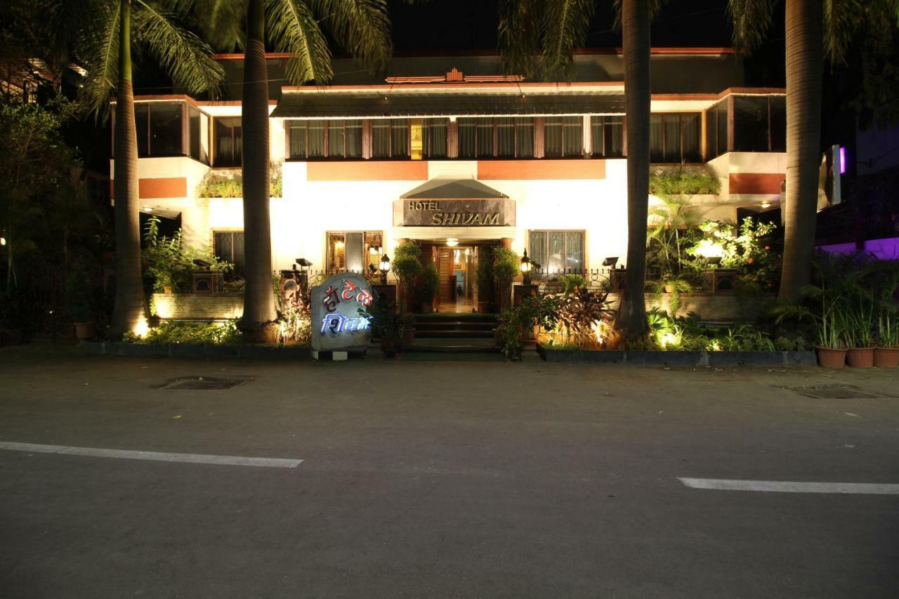 Hotel Shivam Пуне Екстер'єр фото