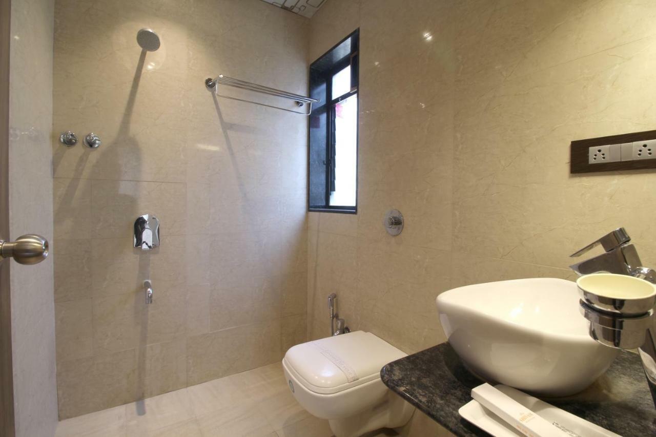 Hotel Shivam Пуне Екстер'єр фото