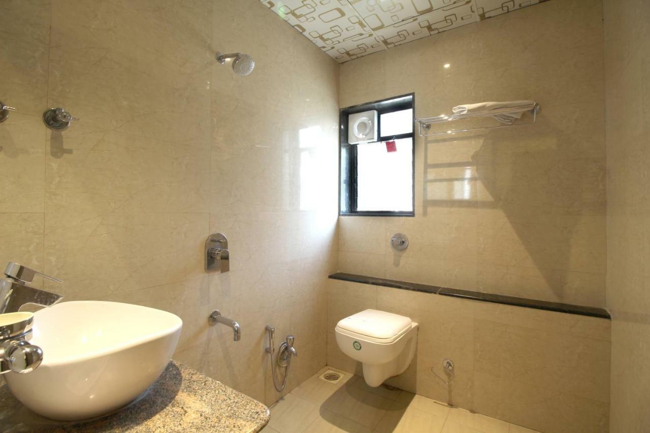 Hotel Shivam Пуне Екстер'єр фото