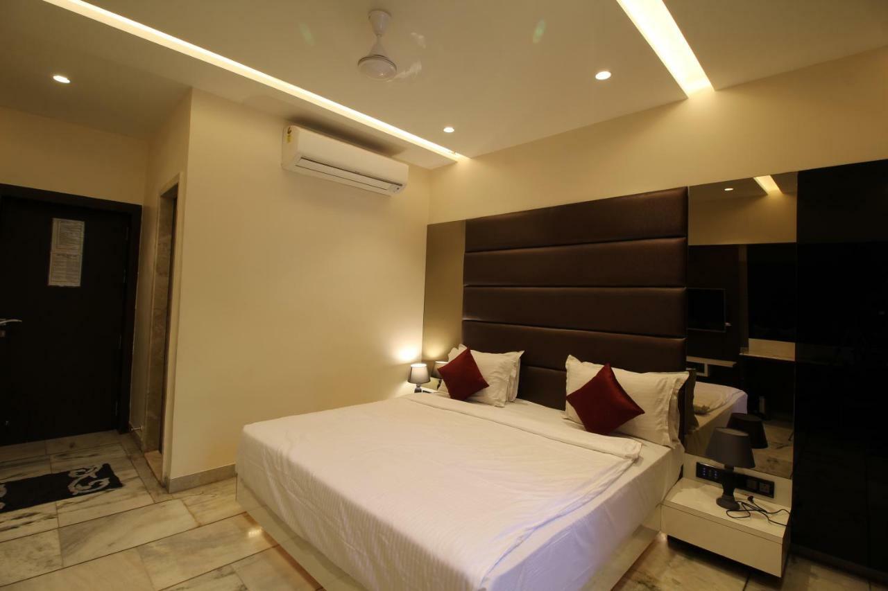 Hotel Shivam Пуне Екстер'єр фото